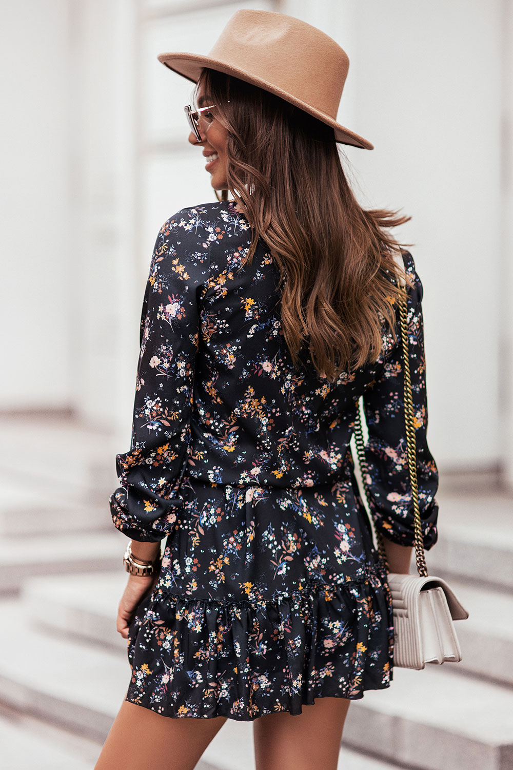 Sukienka w kwiaty RENEE