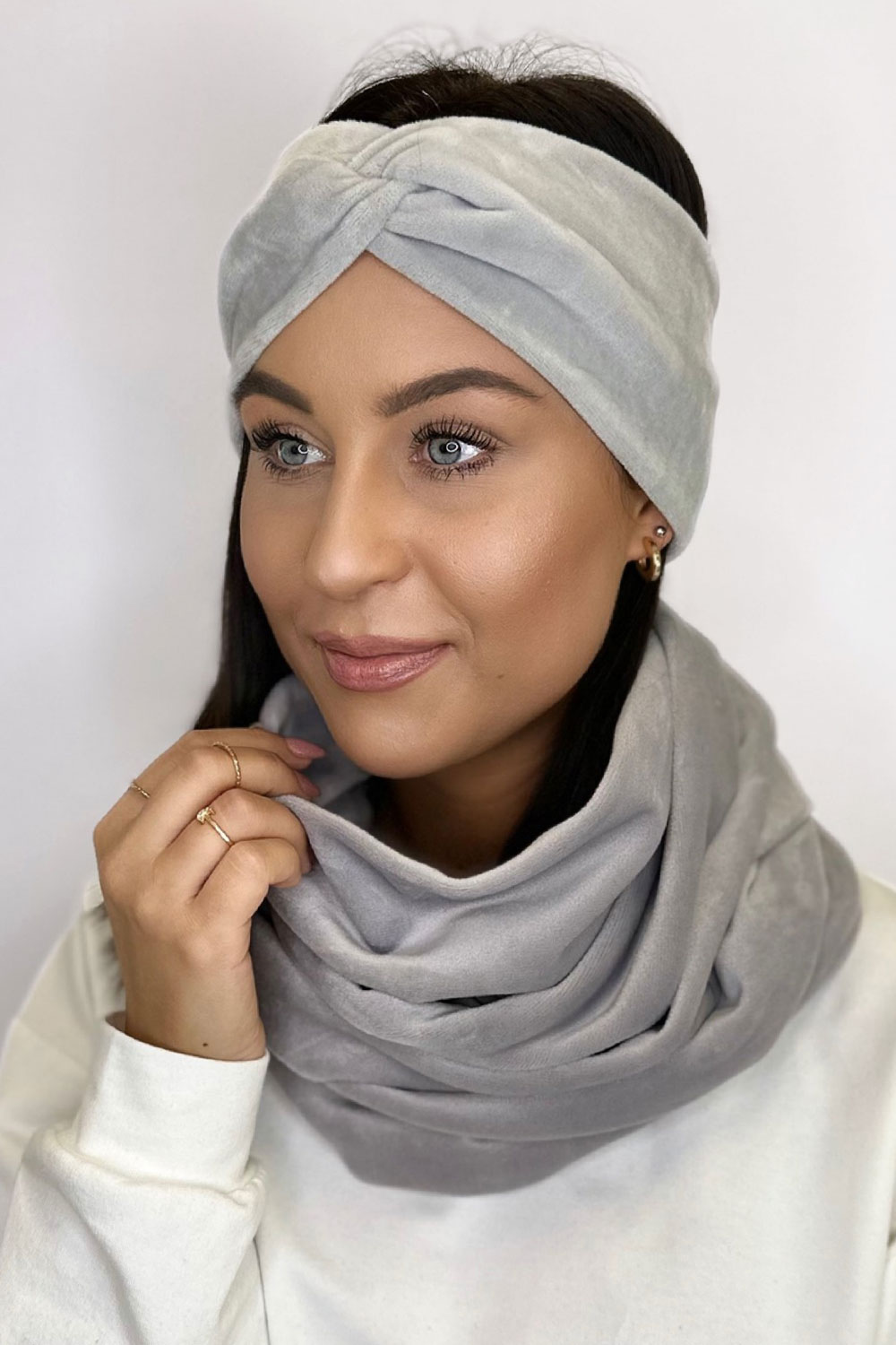 Szary welurowy komplet opaska i komin