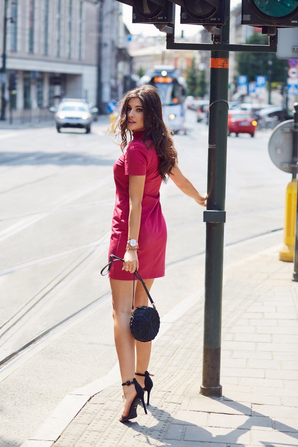 SUKIENKA ELENA Z CHOKEREM