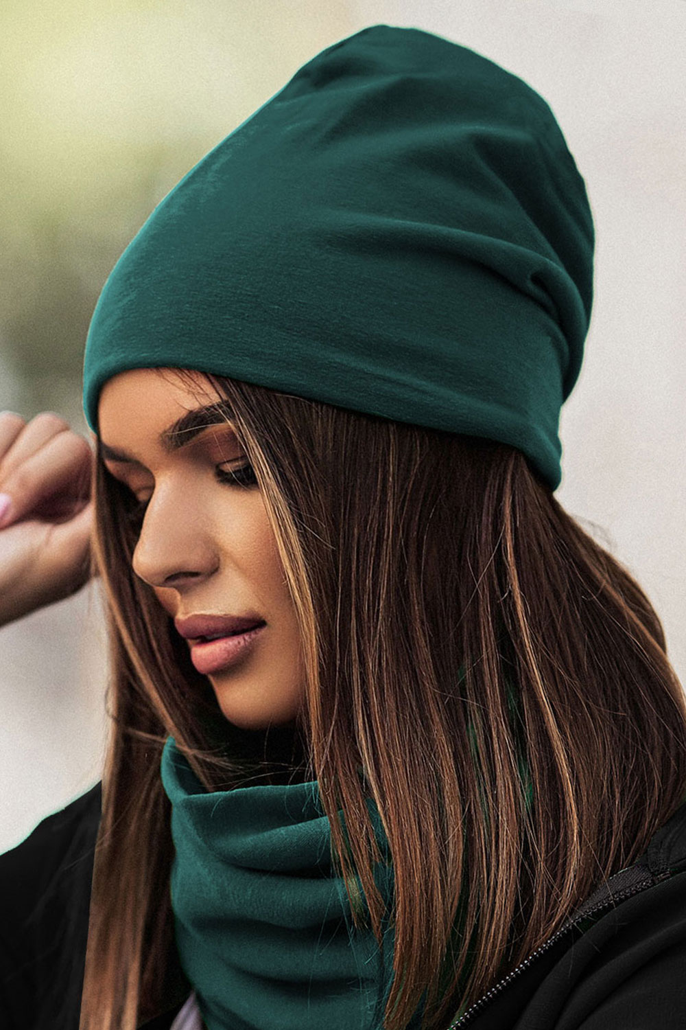 Zielona czapka beanie smerfetka